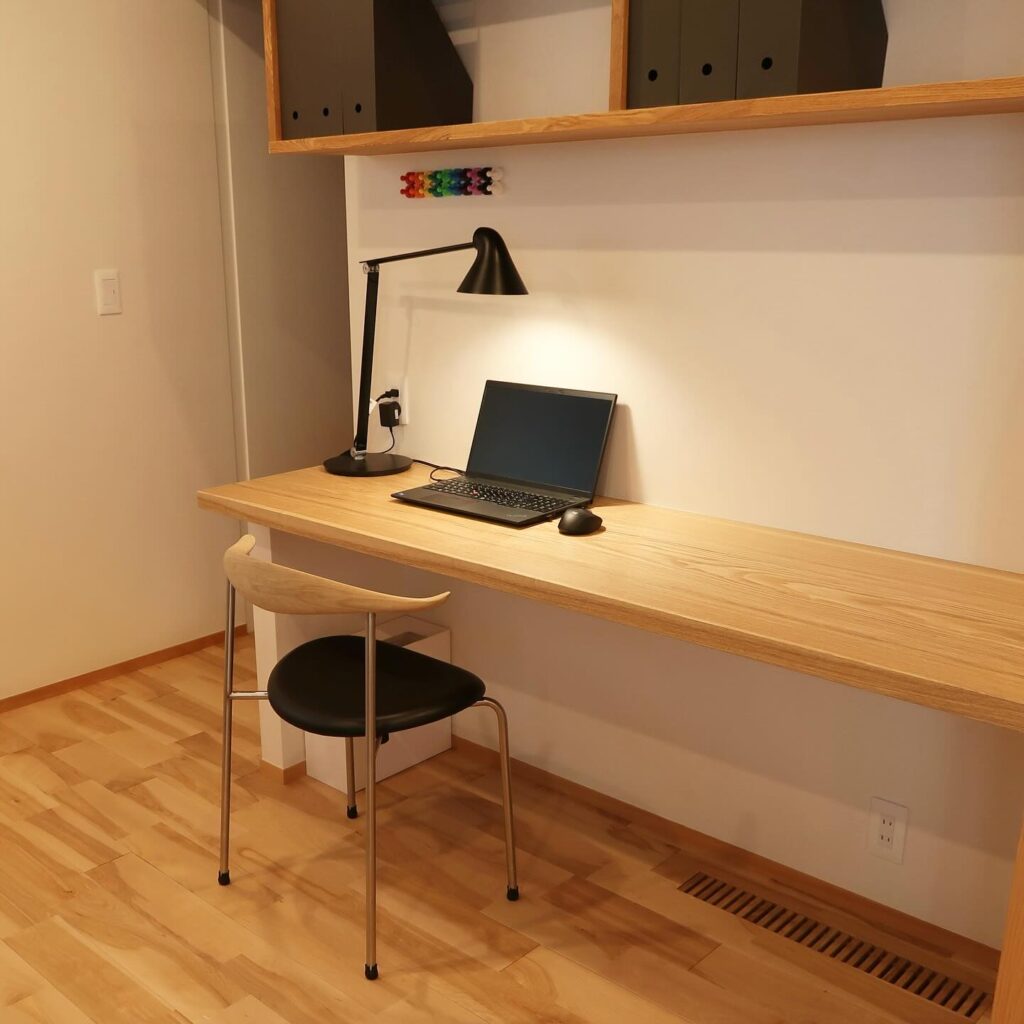 Carl Hansen & Son・louis poulsen・CH006・CH24を納品させていただきましたの納品事例写真 3