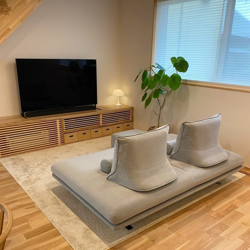 Carl Hansen & Son・louis poulsen・CH006・CH24を納品させていただきましたの納品事例写真 4