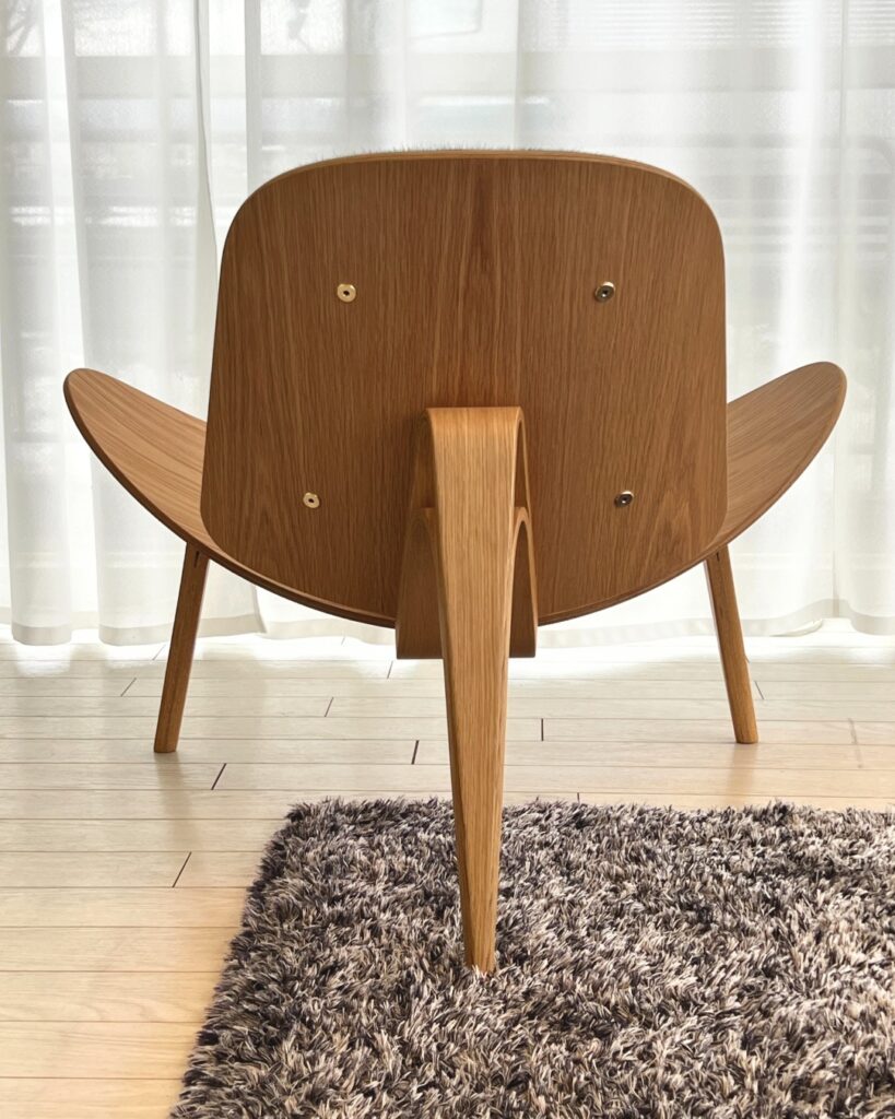 Carl Hansen & Son・座るアート・CH07を納品させていただきましたの商品紹介写真 8