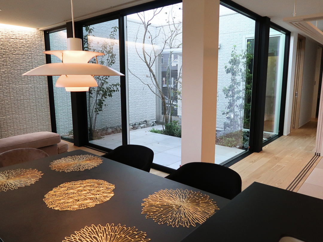 louis poulsen・calligaris・SIGNORIAチェア・PH5を納品させていただきましたの納品事例写真 3