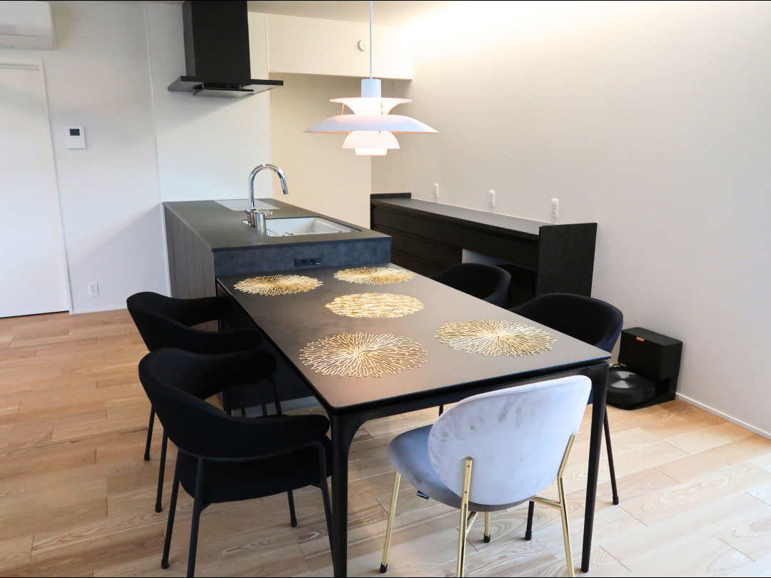 louis poulsen・calligaris・SIGNORIAチェア・PH5を納品させていただきましたの納品事例写真 1