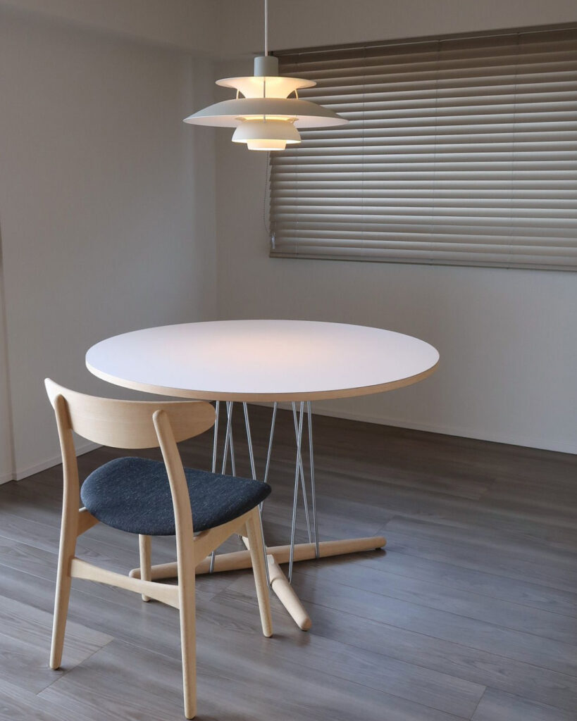 Carl Hansen & Son・louis poulsen・E20テーブル・CH30Pを納品させていただきましたの納品事例写真 3